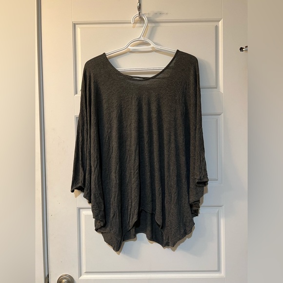 🌸3 FOR 5🌸 Baggy gray parachute top - Picture 1 of 3